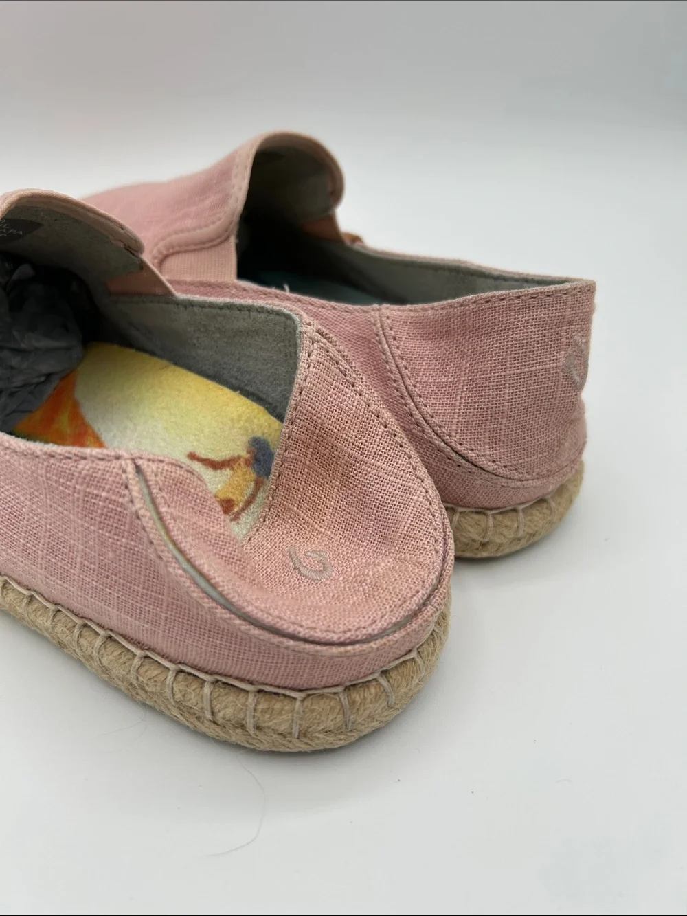 OluKai Ladies Size 6 Pink Kaula Pa’a  Kapa Loafers